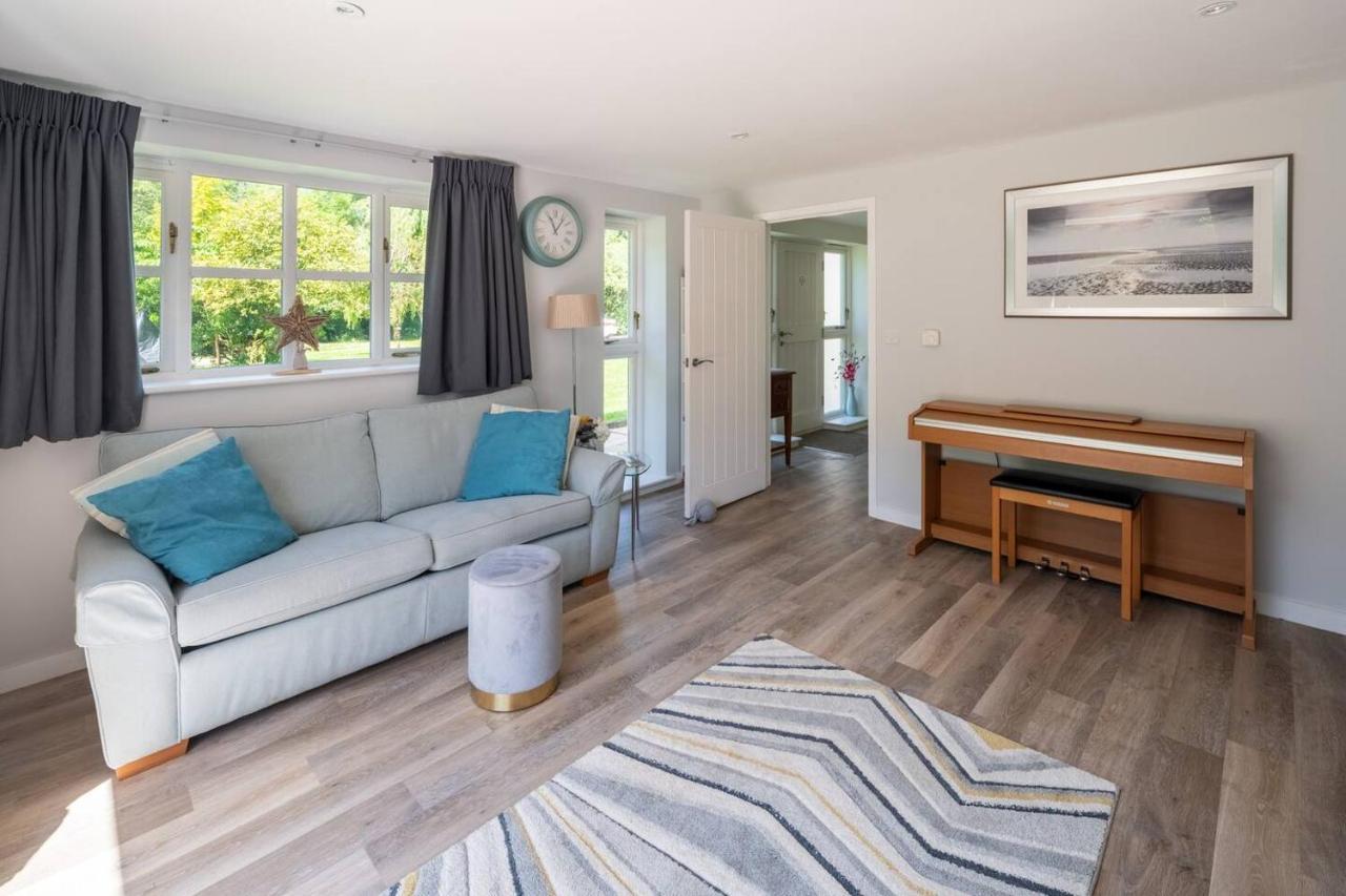 Osbornes Holiday House Near Exeter With Swimming Pool Екстер'єр фото