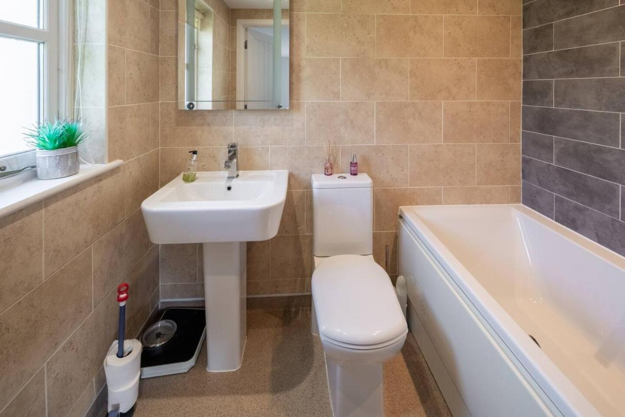 Osbornes Holiday House Near Exeter With Swimming Pool Екстер'єр фото